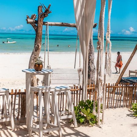 B4 Beach Club Paje Exterior photo